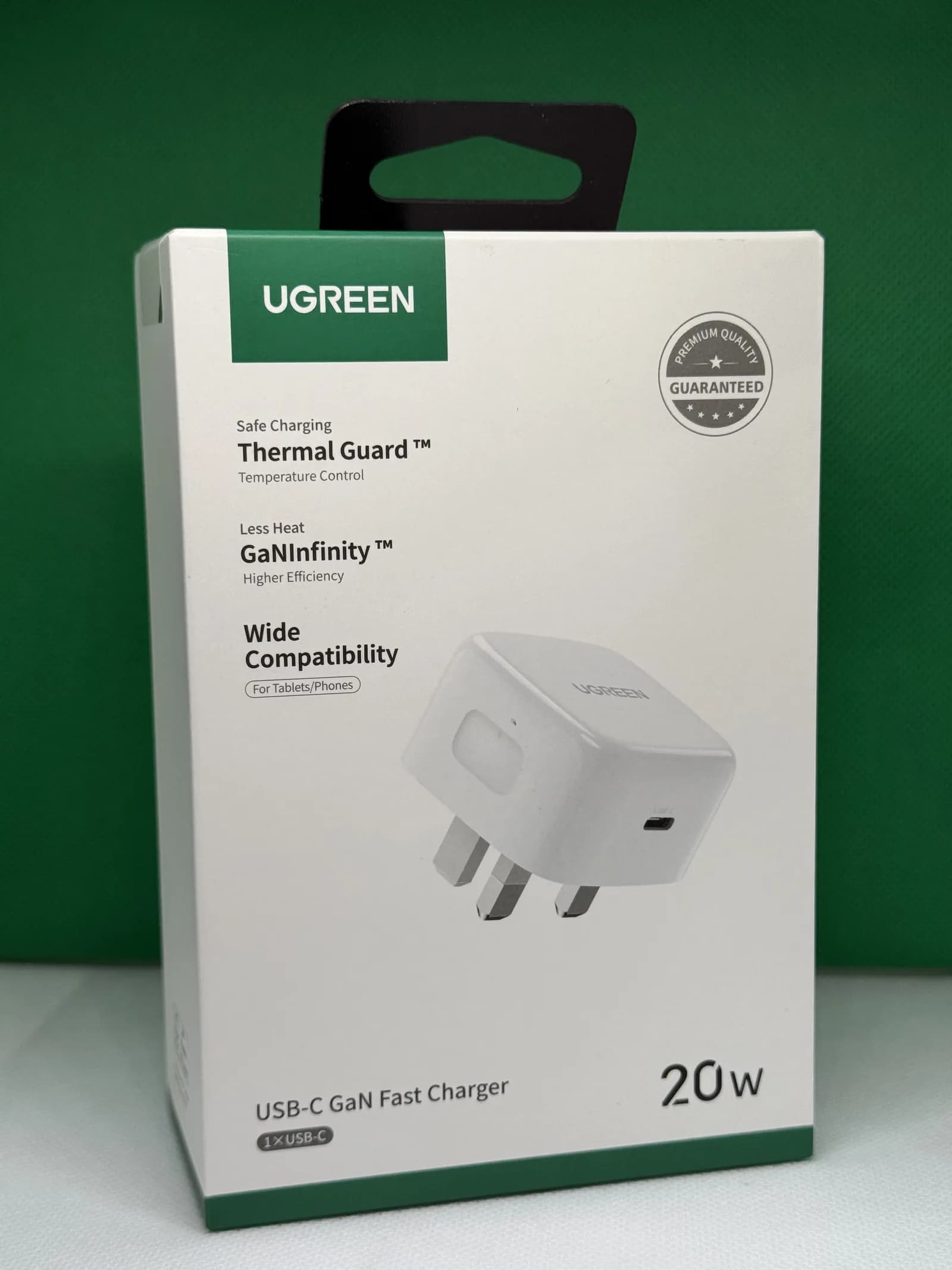 ugreen-20w-3-pin-adopter-uk-plug